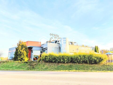   Murs commerciaux d'un établissement exceptionnel à reprendre, comprenant restaurant, cuisine et autres espace 