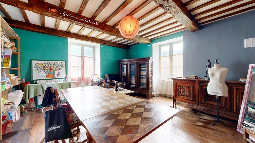 Vente Maison Coup de cœur au Bugue : bâtisse de 330 m² avec jardin ! Le bugue