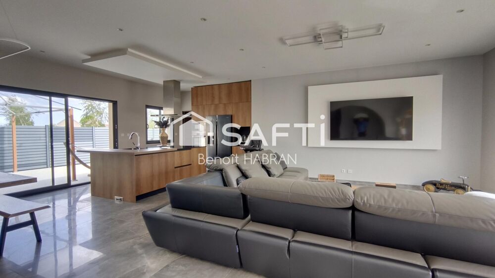 Vente Maison Maison 193m2, 8 pièces 5 chambres, piscine chauffée Buchelay