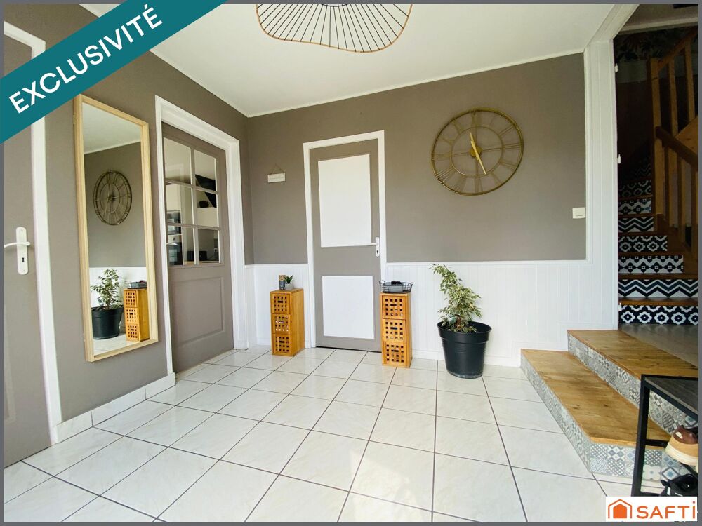 Vente Maison SAINT-MÉDARD CENTRE – CHARMANTE MAISON DE VILLE RÉNOVÉE DE 97 M² – 3 CHAMBRES  – COUR – CHEMINÉE / PAS DE COPRO Saint-médard-en-jalles