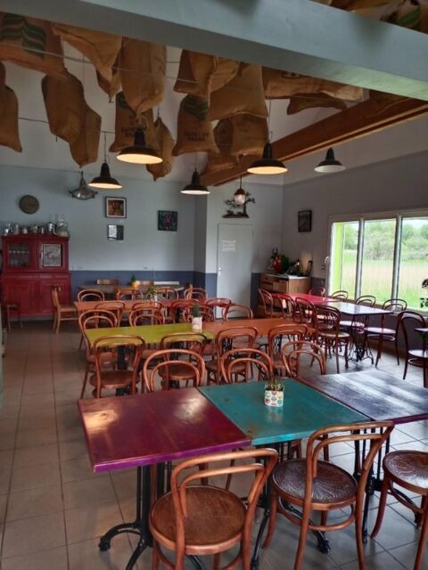 D&eacute;couvrez ce restaurant situ&eacute; vue sur la Loire 229000 44220 Coueron