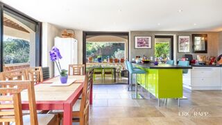  Maison � vendre 6 pi�ces 247 m�