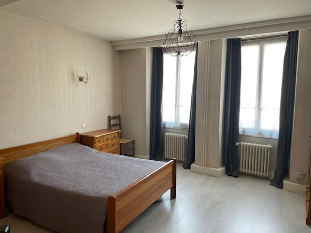 Vente Immeuble Immeuble en centre ville de Chatillon sur seine avec rendement locatif à 10 % net Chatillon-sur-seine