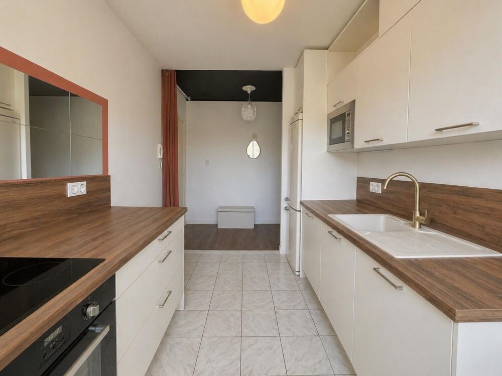T2 refait a neuf -vue mer et dernier etage