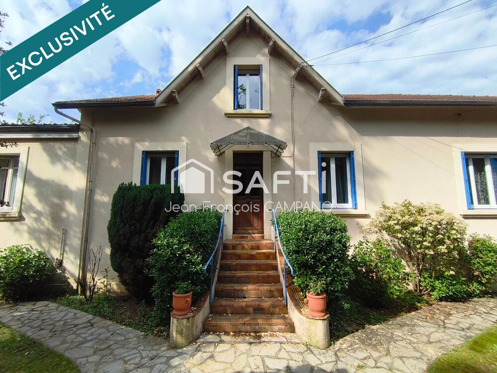 Grande maison familiale avec piscine et dépendance