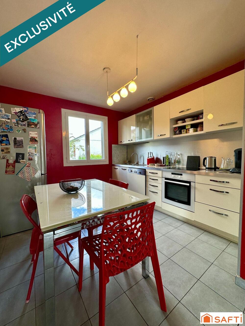 Grande maison avec 4 chambres