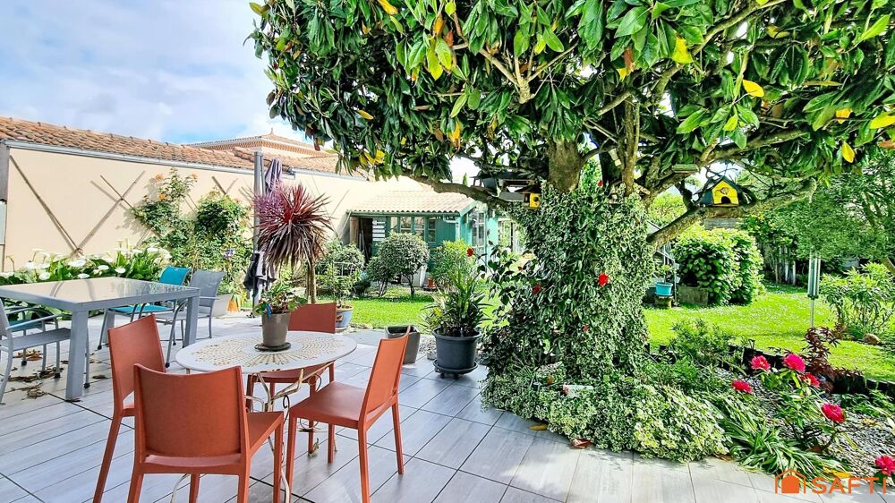 Vente Maison Élégante maison familiale rénovée, appartement indépendant et jardin paysagé Meschers-sur-gironde