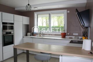 Maison à vendre 8 pièces 195 m²