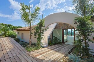 Vente Maison Vue mer, deux piscines, luxe et sérénité Sainte-maxime