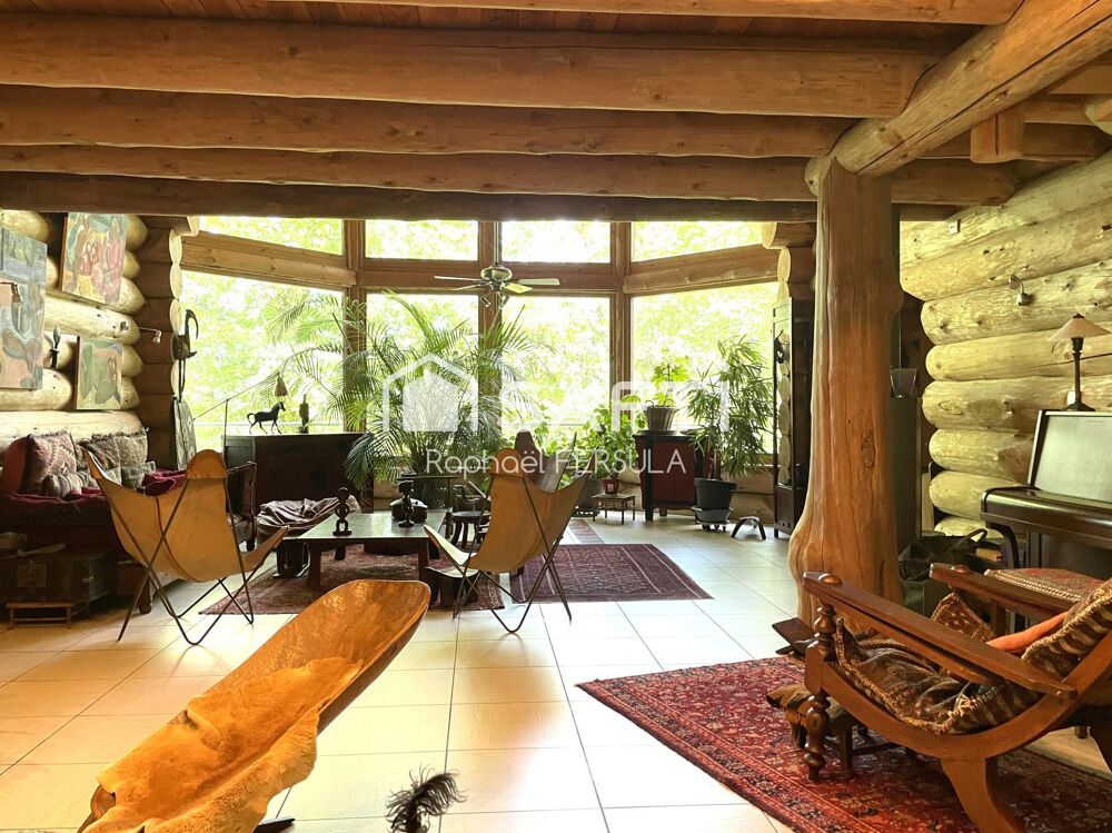 Incroyable maison en rondins 8 pièces