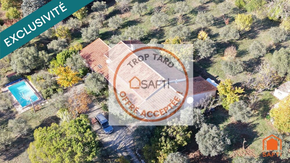 Villa de 144m² sur un terrain de 9510 m² avec piscine