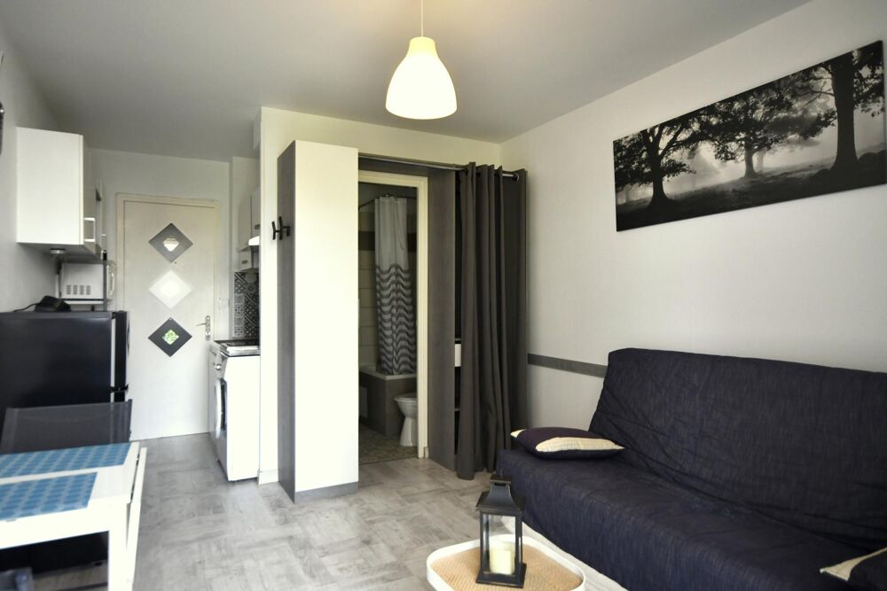 Studio meublé avec balcon - Parking - investissement clé en main