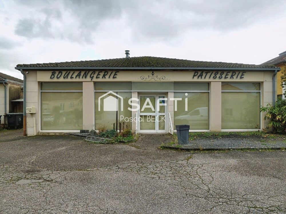   LOCAL PROFESSIONNEL DE 220 M2 AVEC ESPACE BOUTIQUE 