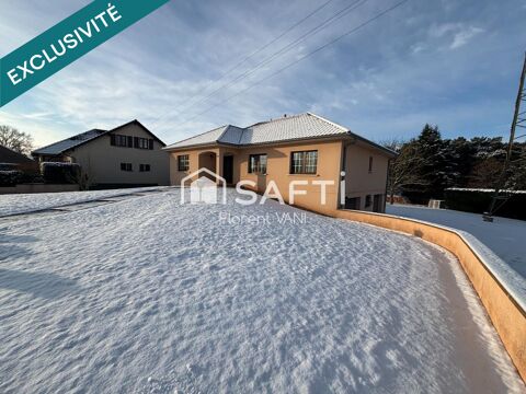   Maison d'habitation. Maison - 7 pi�ce(s) - 123 m�