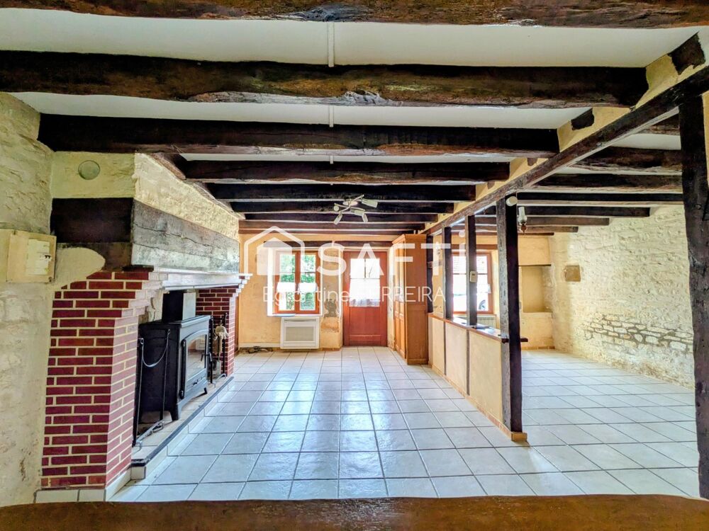 AXE ISSOUDUN/ LIGNIERES, à 15 minutes d' ISSOUDUN, Maison de hameau de 100m² environ avec jardin