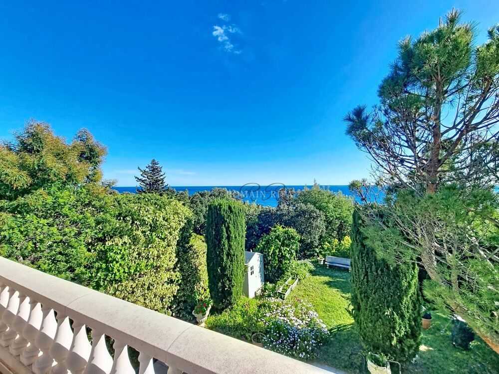 Splendide vue mer pour cette maison à Antheor