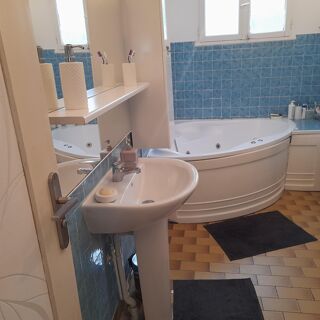  Maison � vendre 12 pi�ces 220 m�