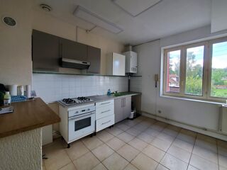  Immeuble à vendre 290 m² Genelard