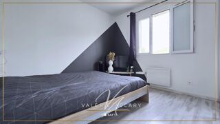 Vente Maison Rocbaron : Villa de 94 m² sur un terrain de 229 m² avec 3 chambres, bureau, piscine… Rocbaron