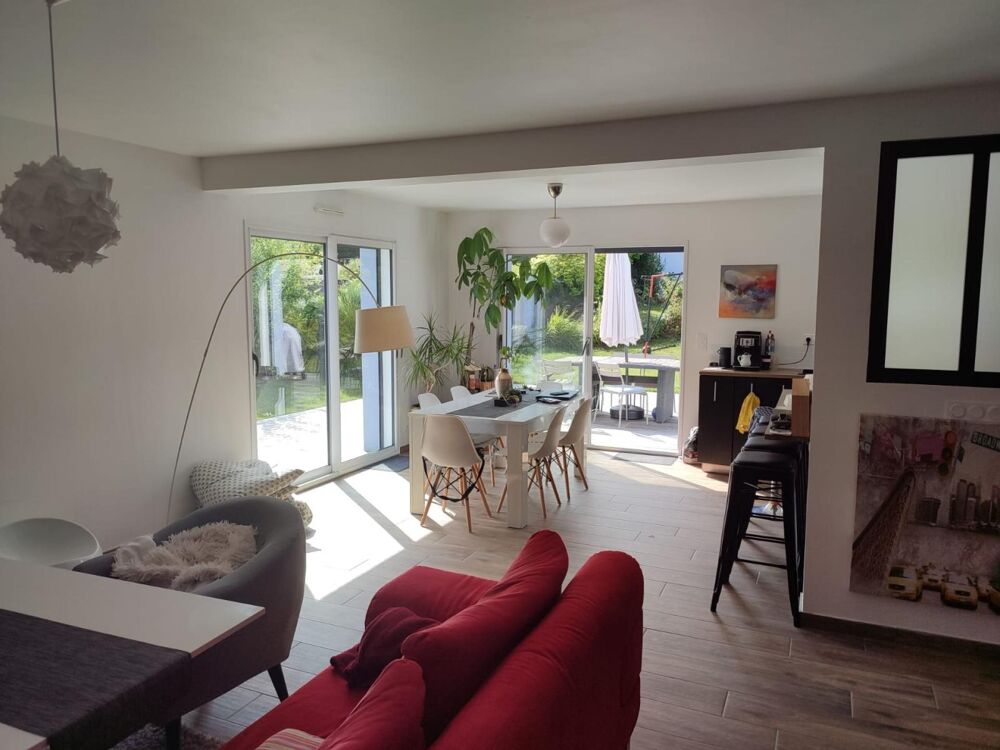 Vente Maison A200m des commerces et 7 km de Vannes, jolie maison de 2019. Saint-nolff