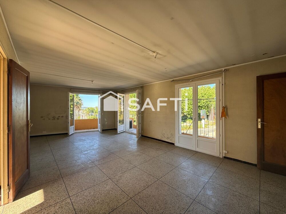 Vente Appartement VUE MER - T3 de 67 m2 au 2ème et dernier étage à rénover- Parking Sanary-sur-mer