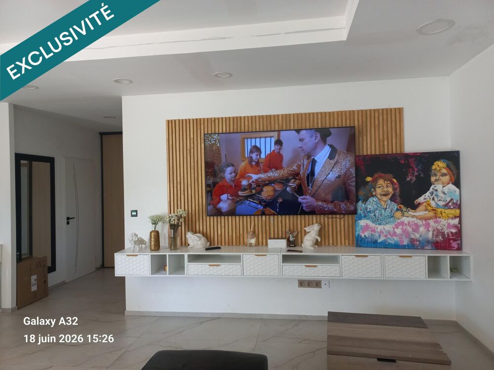 Maison + local professionnel + appartement