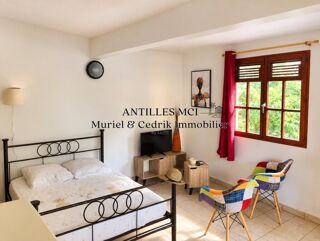  Immeuble à vendre 251 m²