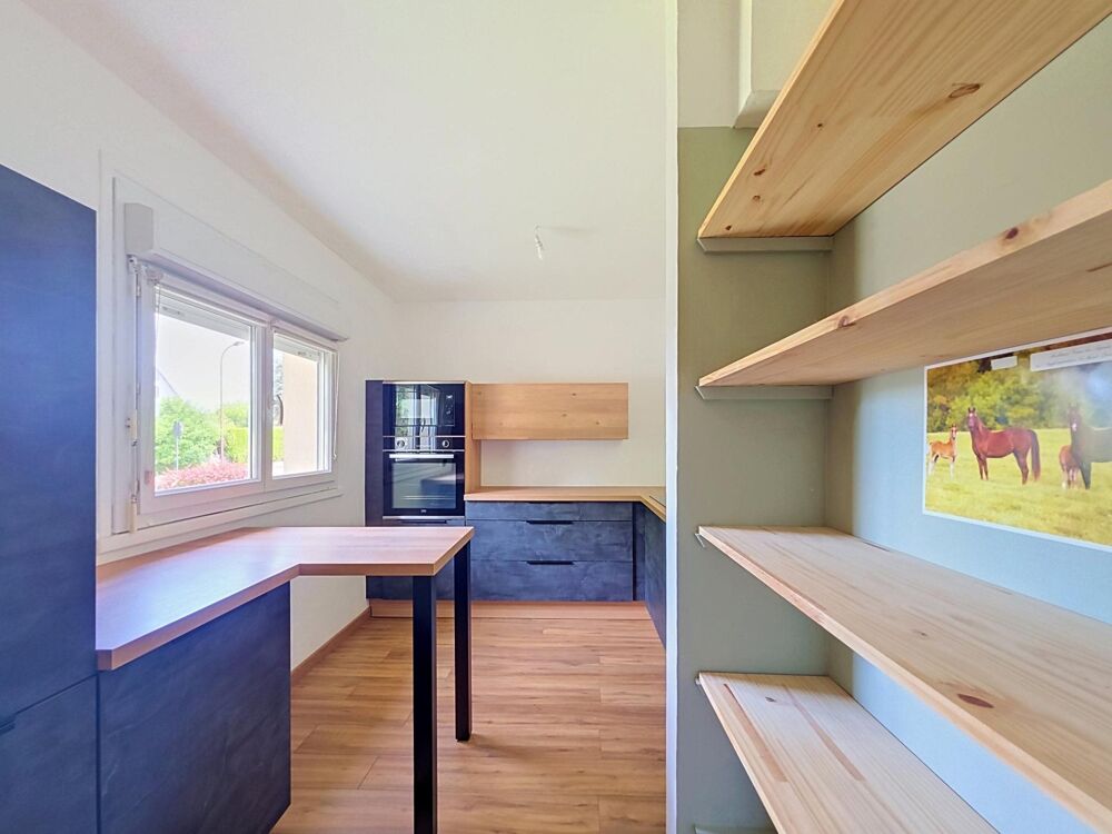 Maison de plain-pied avec sous-sol complet  Quartier Europe  Saint-Quentin