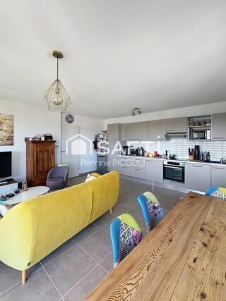  Appartement � vendre 4 pi�ces 83 m�