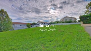  Terrain à vendre 739 m²