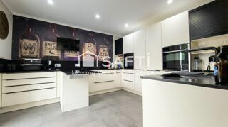  Maison à vendre 12 pièces 274 m²