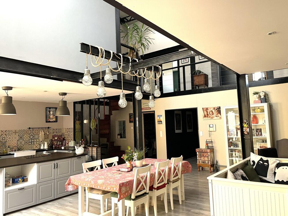 Vente Maison Loft industriel el lumineux T6 centre-ville Castres