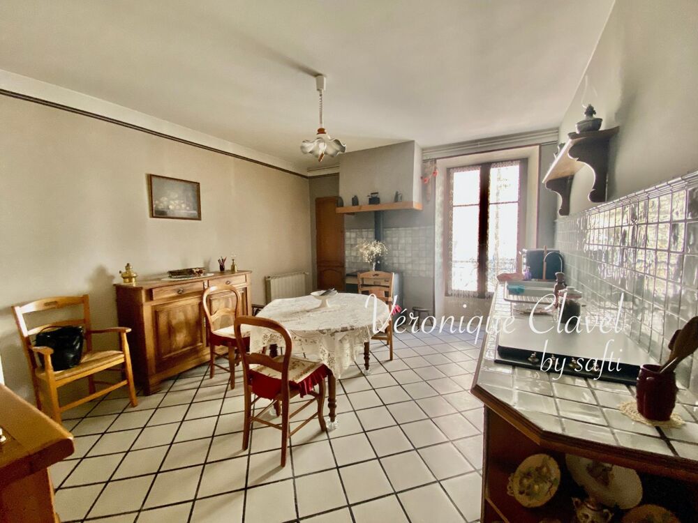 Bel appartement de 128m2 avec balcons dans un Immeuble Bourgeois