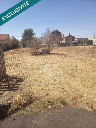  Terrain à vendre 893 m²