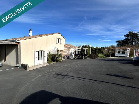   Maison lumineuse avec vue sur la vall�e � environ 20 minutes Angoul�me Maison - 6 pi�ce(s) - 163 m�