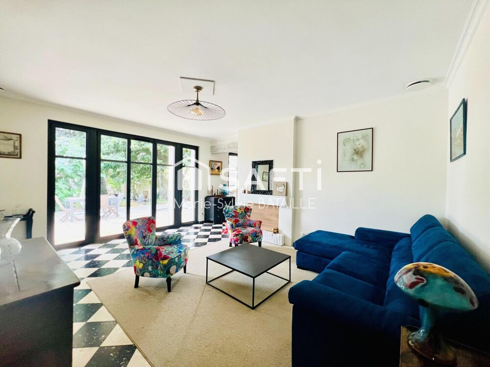 Maison avec garage et piscine