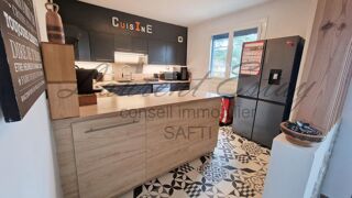  Maison � vendre 8 pi�ces 225 m�