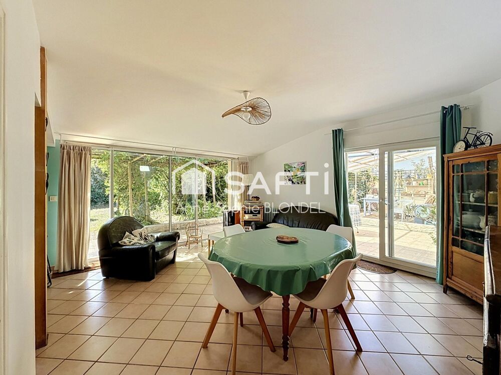 Vente Maison BEGLES Double Echoppe de 144m2 avec jardin, garage et studio indépendant Begles