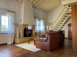  Maison à vendre 15 + pièces 402 m²