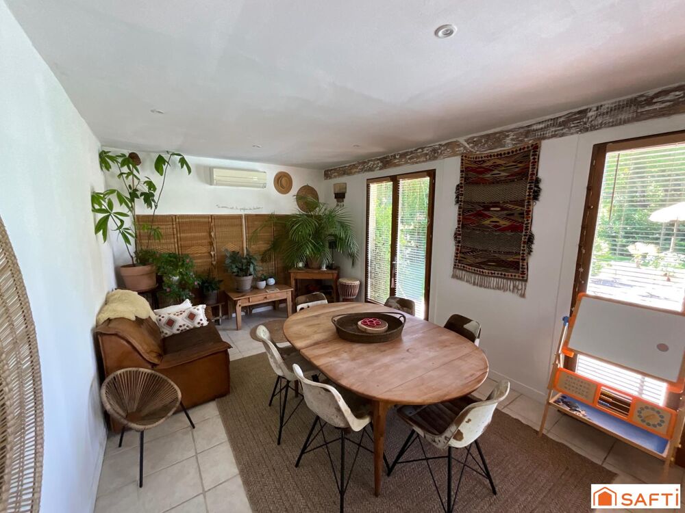 Vente Maison Maison pleine de charme sans vis à vis avec un terrain attenant de 7740 mètres. Vions
