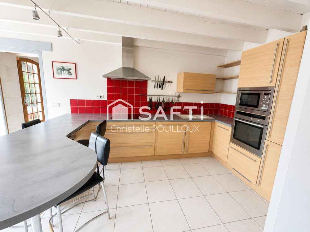 Vente Maison Grande maison familiale avec dépendance et jardin Niort