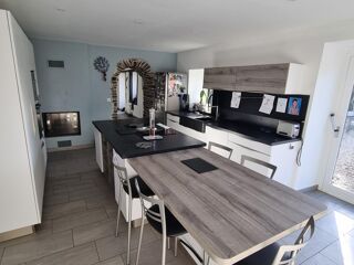  Maison � vendre 6 pi�ces 200 m�