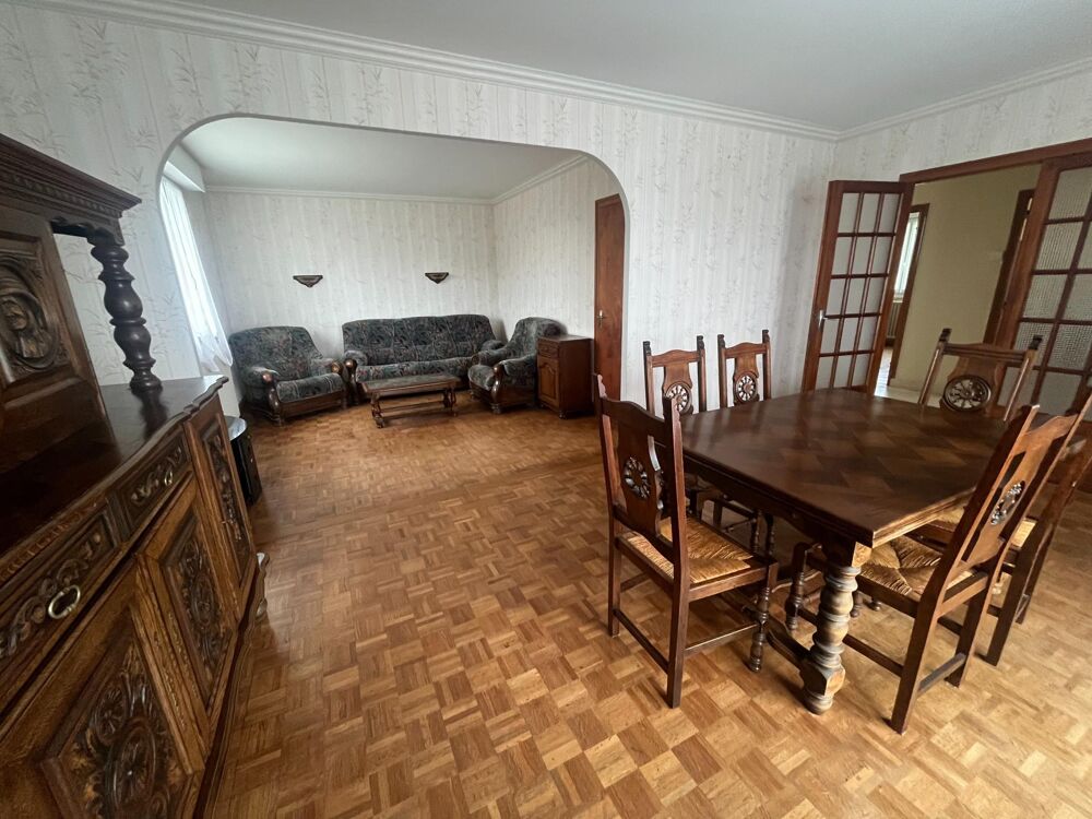 Vente Maison Maison de bonne construction à mettre au gout du jour avec sous sol complet Tourch