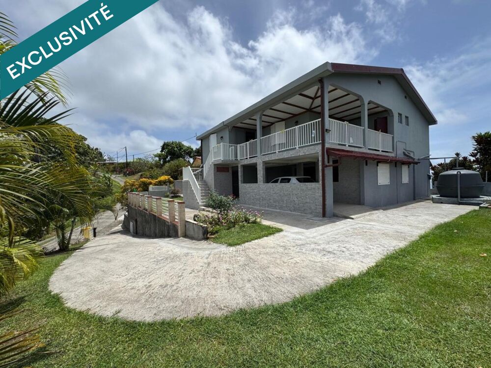 Maison au Vauclin avec vue mer, terrain et potentiel