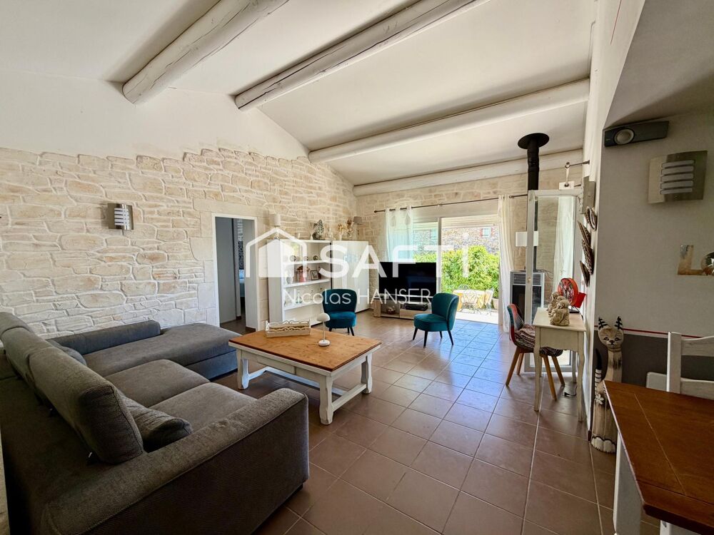 Vente Maison Maison de 2010 avec 3 chambres et garage, dans le coeur du village Saint-Étienne-de-l'olm