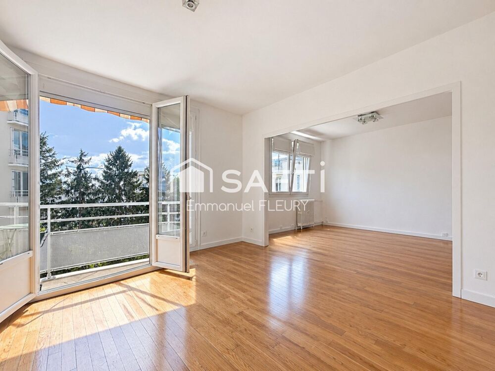 Vente Appartement BEAUSEJOUR – DERNIER ÉTAGE – T4 AVEC GARAGE FERMÉ ET CAVE Nantes