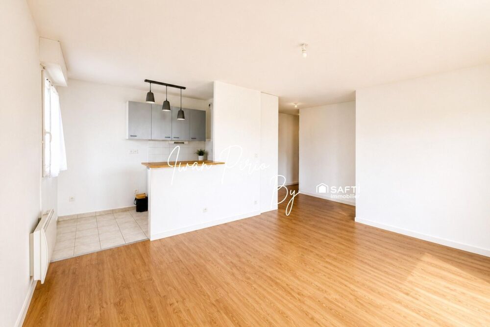 T3 lumineux avec balcon  Quartier Vert Buisson