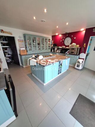  Maison � vendre 15 + pi�ces 383 m�