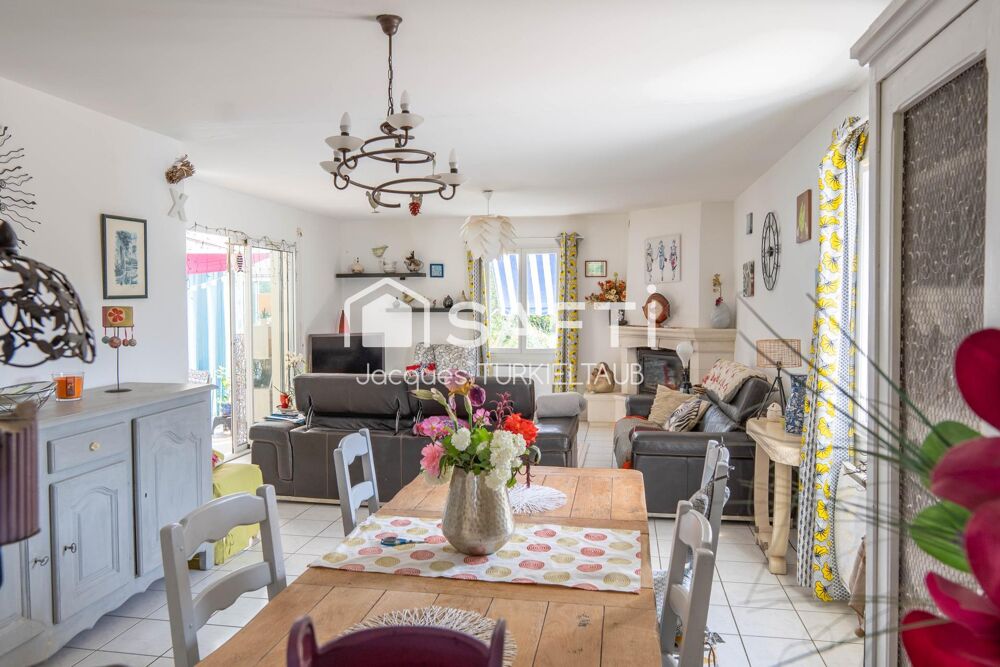 Maison 140m2 en excellent état, avec 4 chambres , garage et jardin de 1300 m2