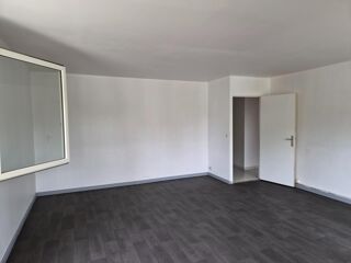 Vente Appartement 92 m² - 3 CHAMBRES - BALCON & GARAGE DOUBLE Villiers-le-bacle